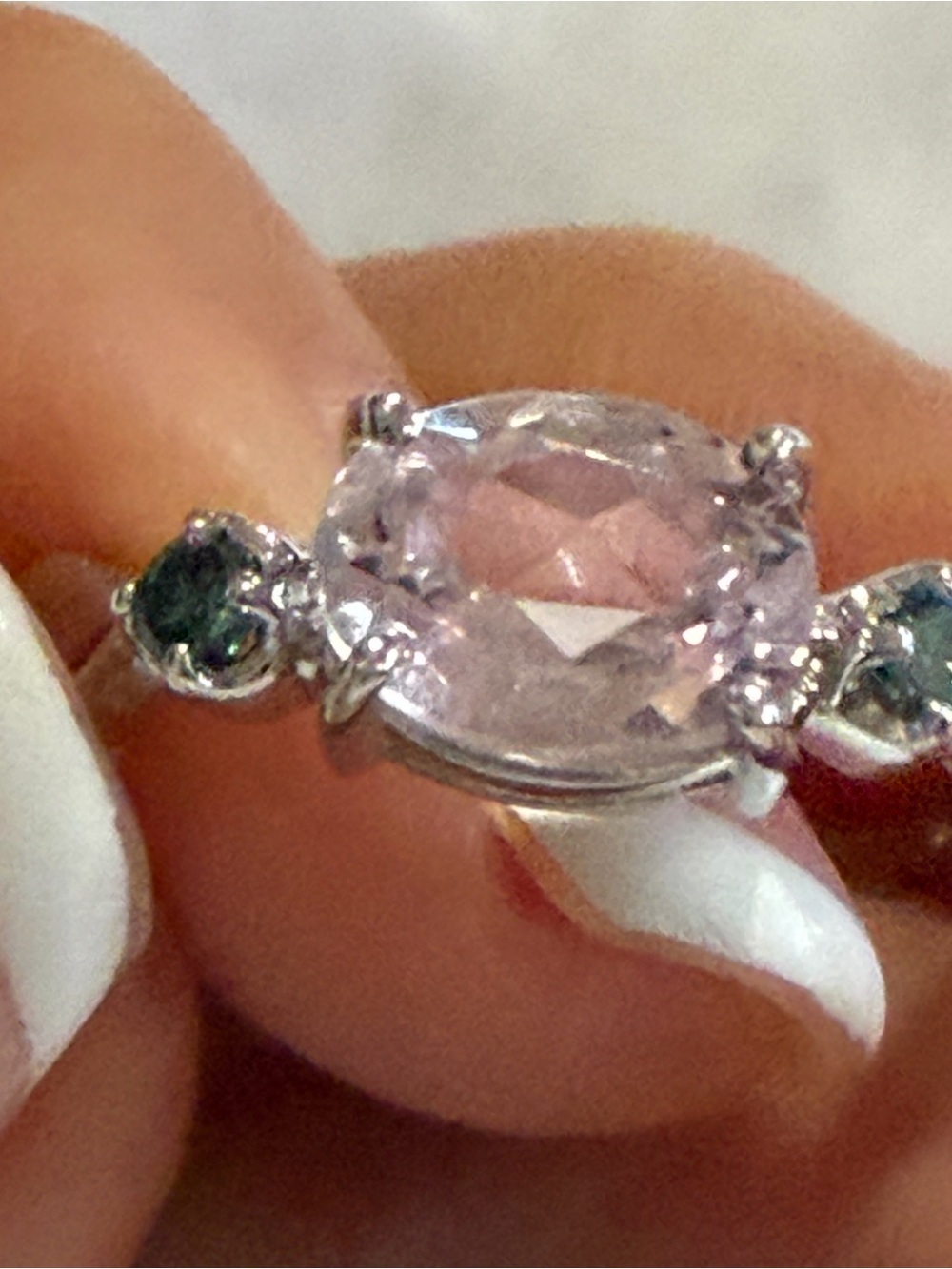 14K White Gold Natural Kunzite Blue Diamond Ring Size 9 - 2.5 Grams